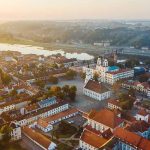 Būsto rinkoje nuotaikos geresnės, bet kainų tendencijų tai nekeičia